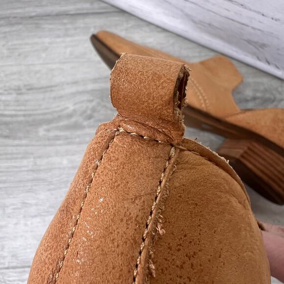 Lucky Brand Shoes Womens Size 10M Tan Mahzan Slip On Leather Suede Loafers - Picture 11 of 16